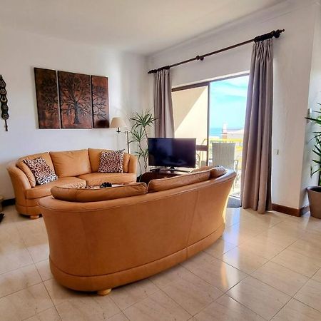 Apartmento Praia Da Dona Ana Lagos Extérieur photo