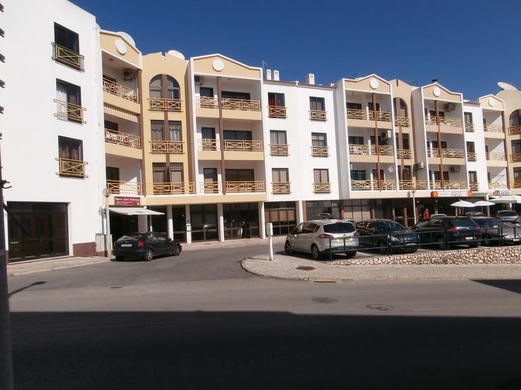 Apartmento Praia Da Dona Ana Lagos Chambre photo